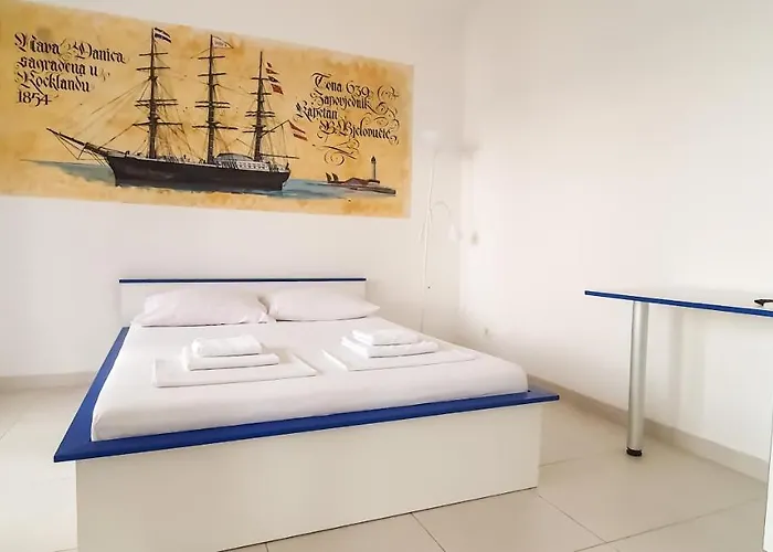 Buco * ستاريغغاد باكلينتسا