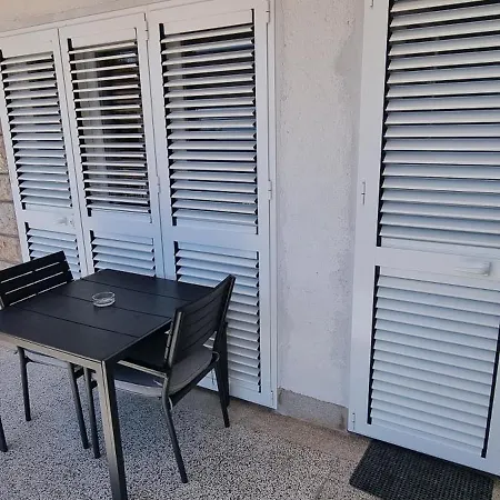 Apartment Buco