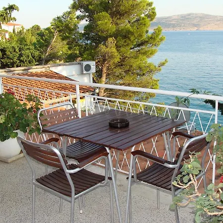 Buco Apartament Starigrad Paklenica